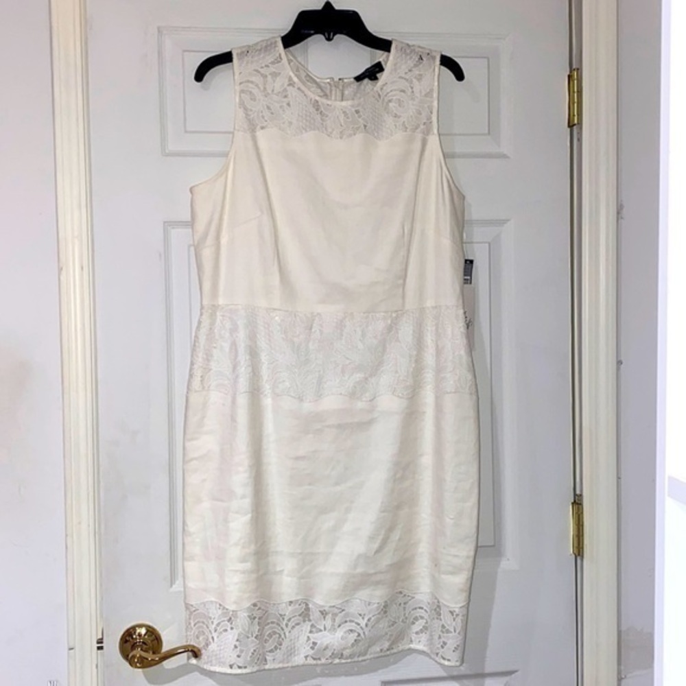 Tahari Arthur S. Levine Ivory Lace Midi Dress